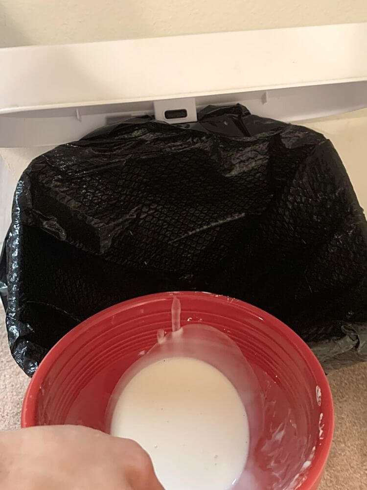 clean-up-oobleck-by-throwing-it-away Always dispose of oobleck in the trash can