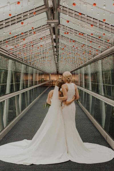 Best Wedding Portrait Backdrops in Orlando - sky bridge