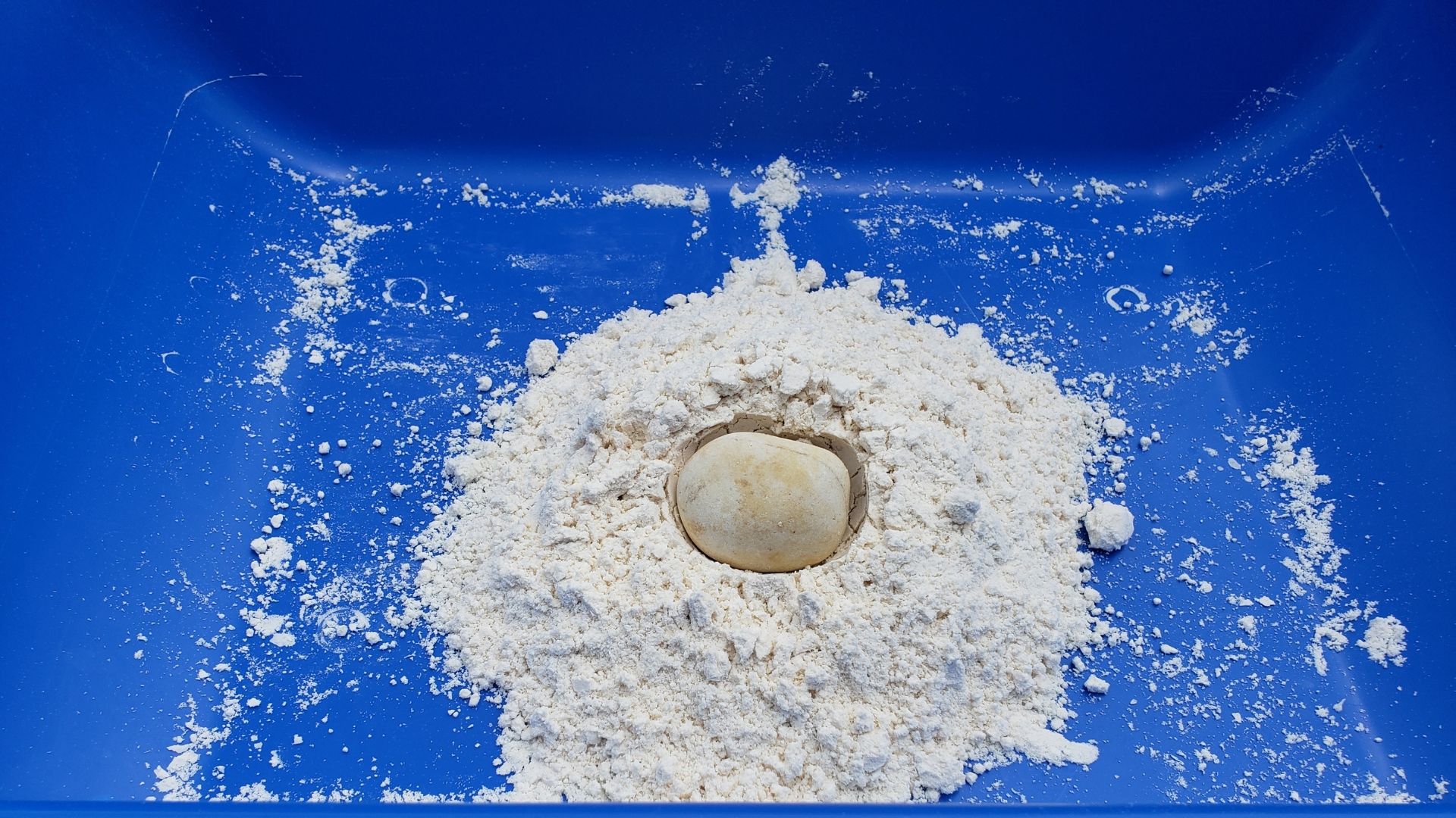 What Does The Moon Feel Like? Try This DIY Moon Sand Recipe