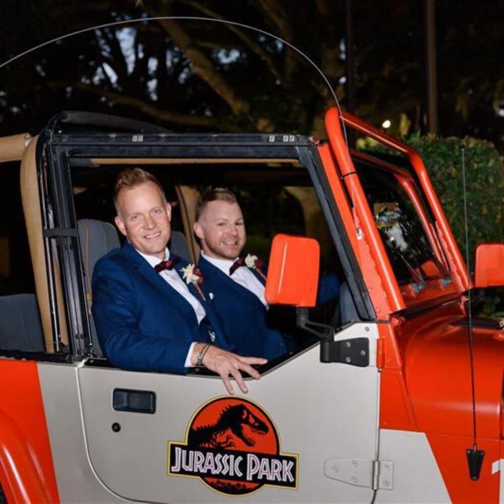 dinosaur wedding- dinosaur jeep