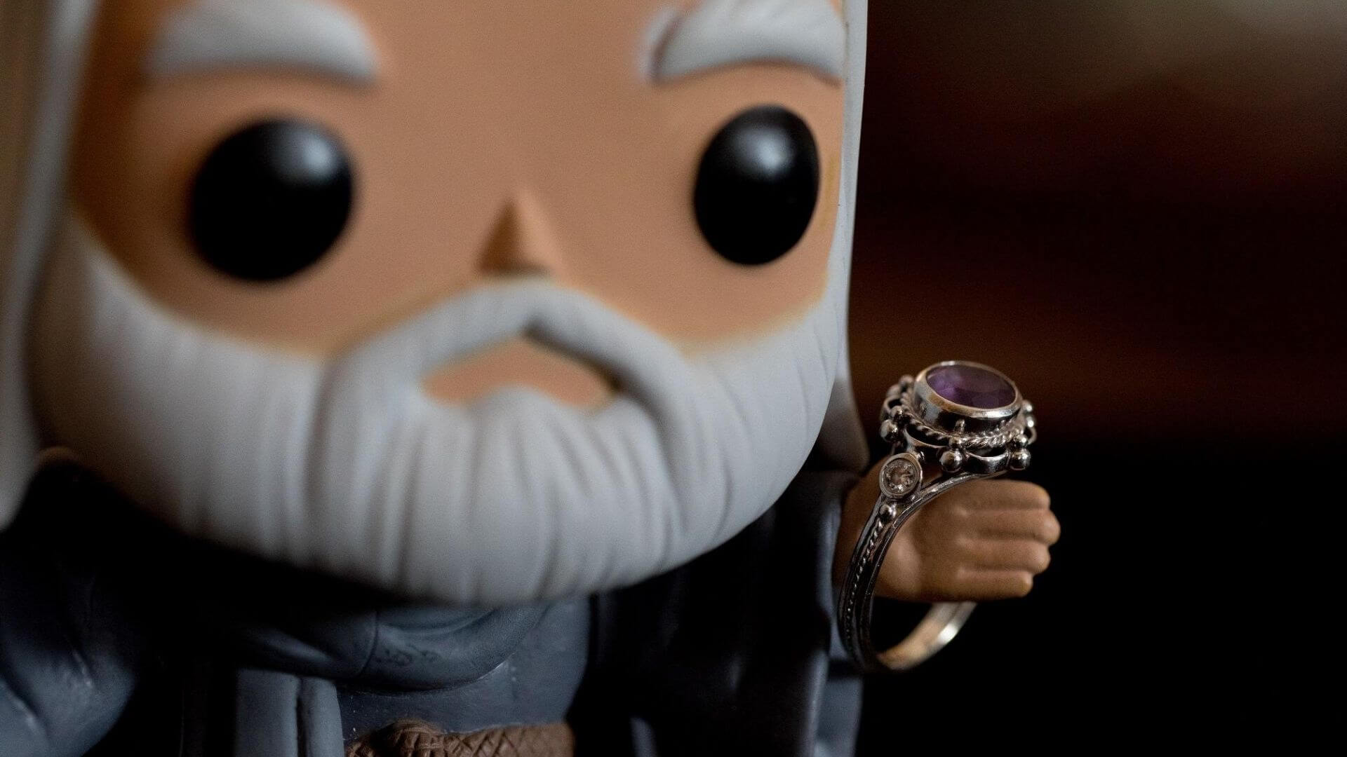 Lord of the rings wedding featured image