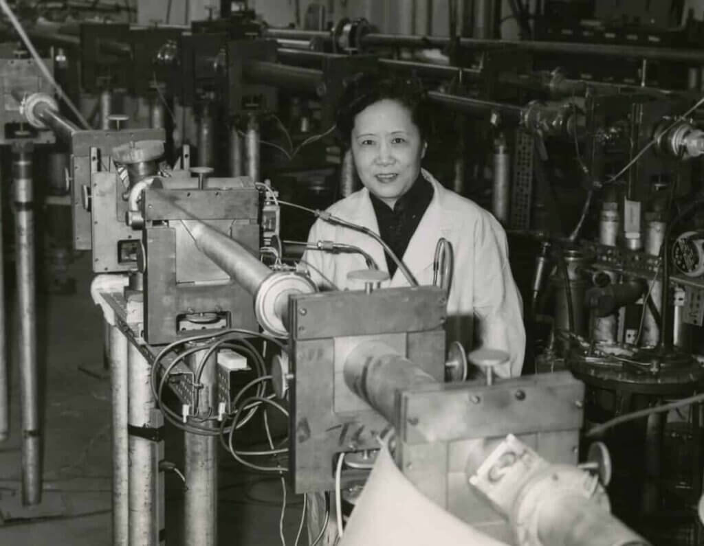 Dr. Chien-Shiung Wu in her laboratory with particle physics equipment.