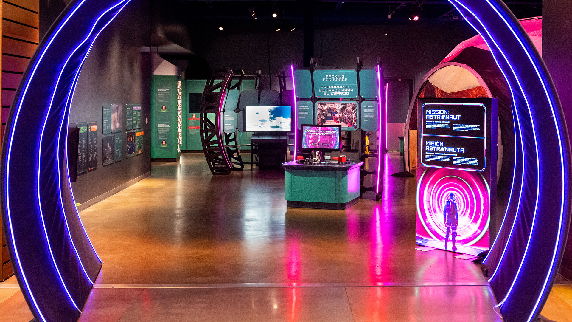 Mission-Astronaut-Exhibit_1920x1080 Mission: Astronaut exhibit entrance