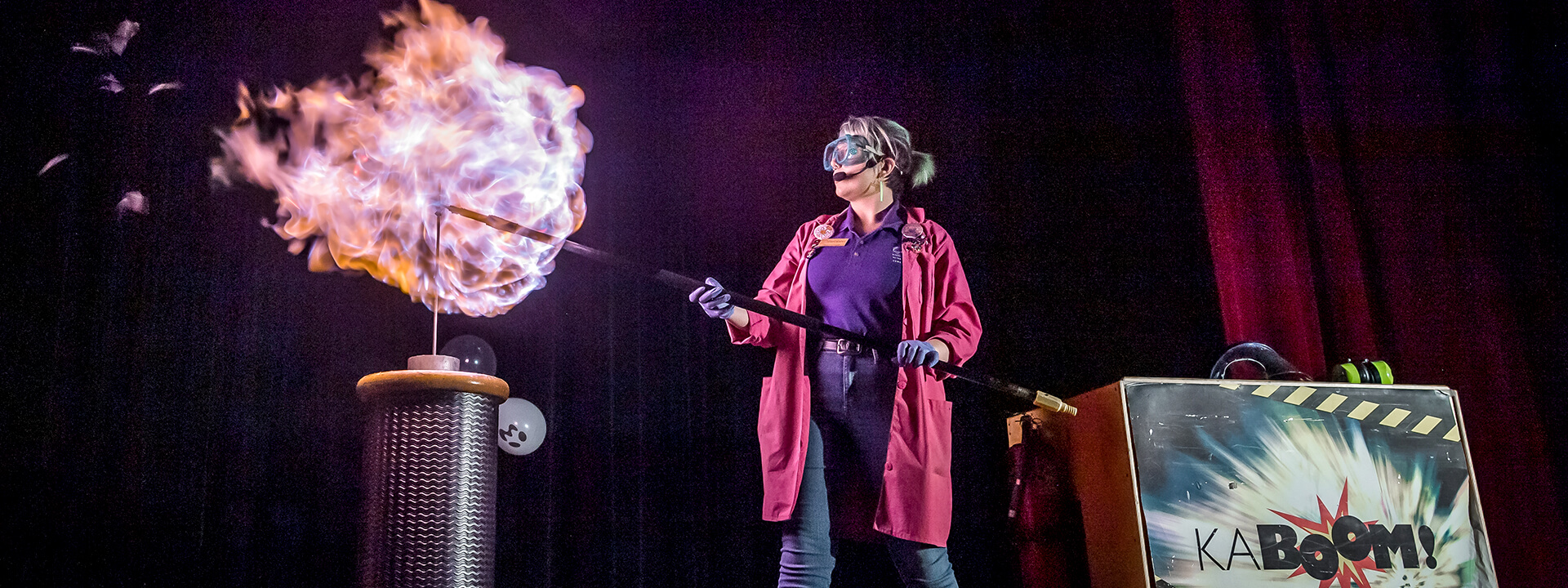 OSC_KABOOM-Show_1920x720 Presenter creating large fireball explosion during KABOOM live stage show.